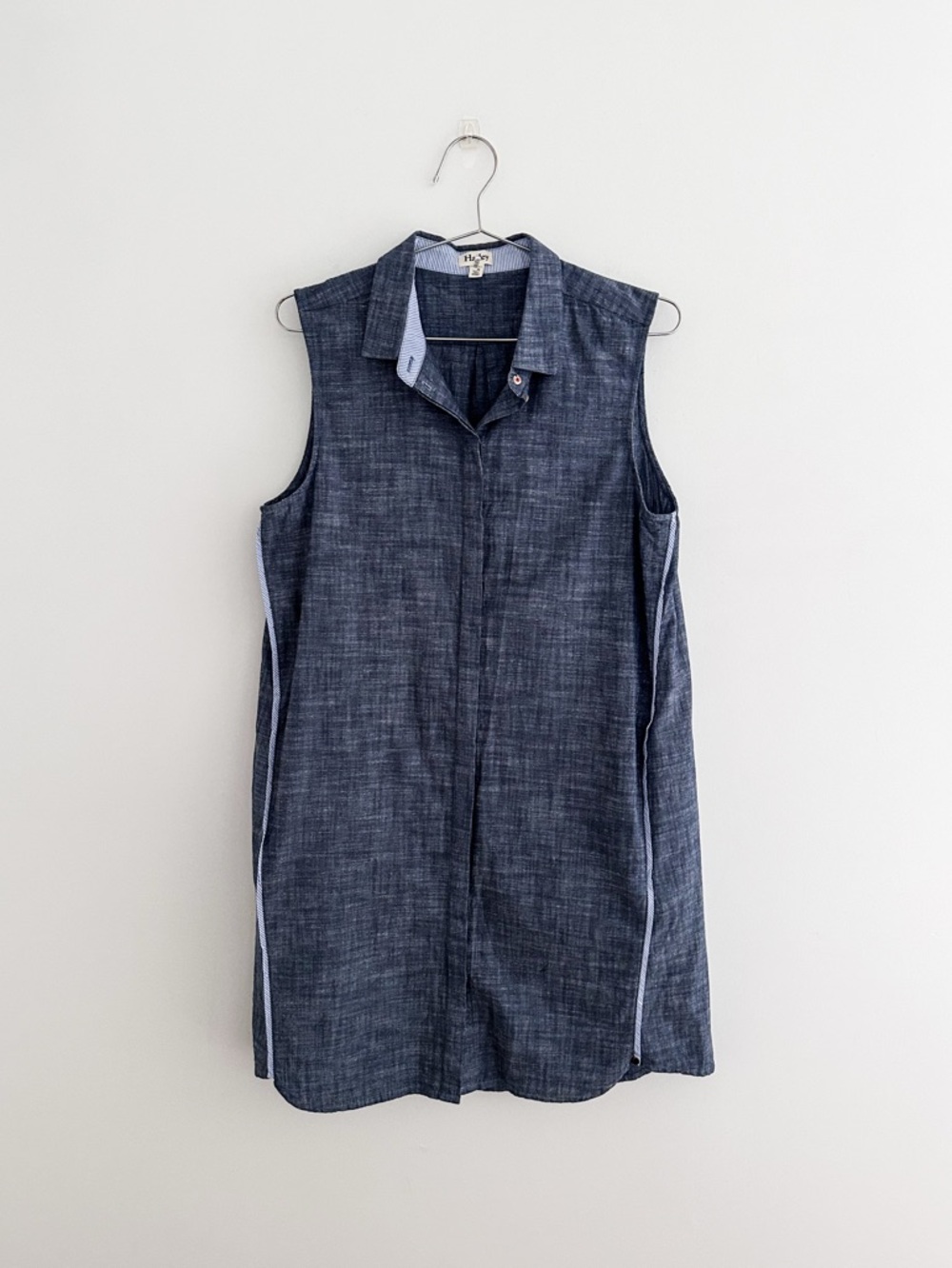 Hatley Chambray Shift Dress | Coastal Preppy | Stripe Piping | Sleeveless | M